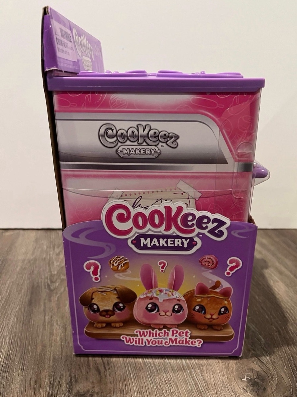 Hot Toy!! Cookeez Makery! Make a surprise pet! NWT - Picture 6 of 6